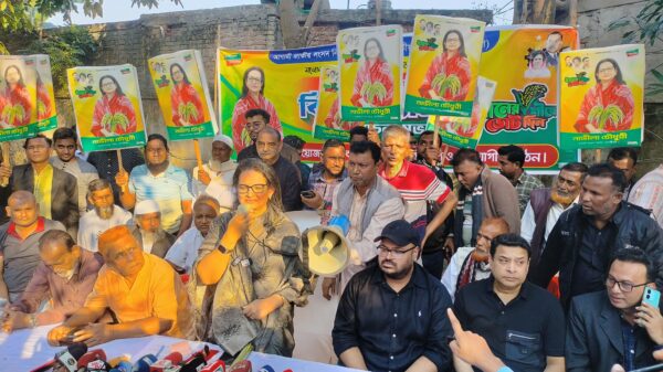 মাদারীপুর-১ আসনে মনোনয়ন প্রত্যাশী নাভীলা চৌধুরীর বিশাল র‍্যালী ও পথসভা