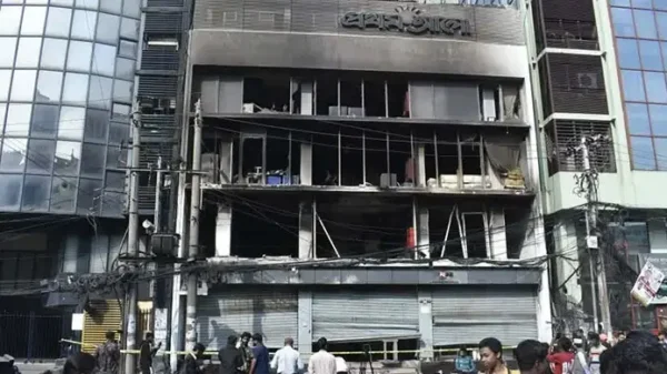 প্রথম আলো-ডেইলি স্টারে হামলায় গ্রেফতার আরও ৩
