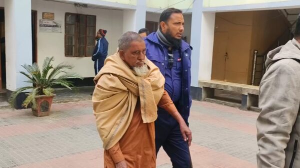 শিবচরে শয্যাশায়ী স্ত্রীকে কুপিয়ে হত্যা, দৃষ্টিপ্রতিবন্ধী স্বামী আটক