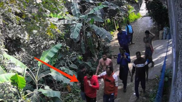 জায়গা-জমির বিরোধের জেরে ছাত্রলীগ ট্যাগে যুবককে তুলে নিলো পুলিশ