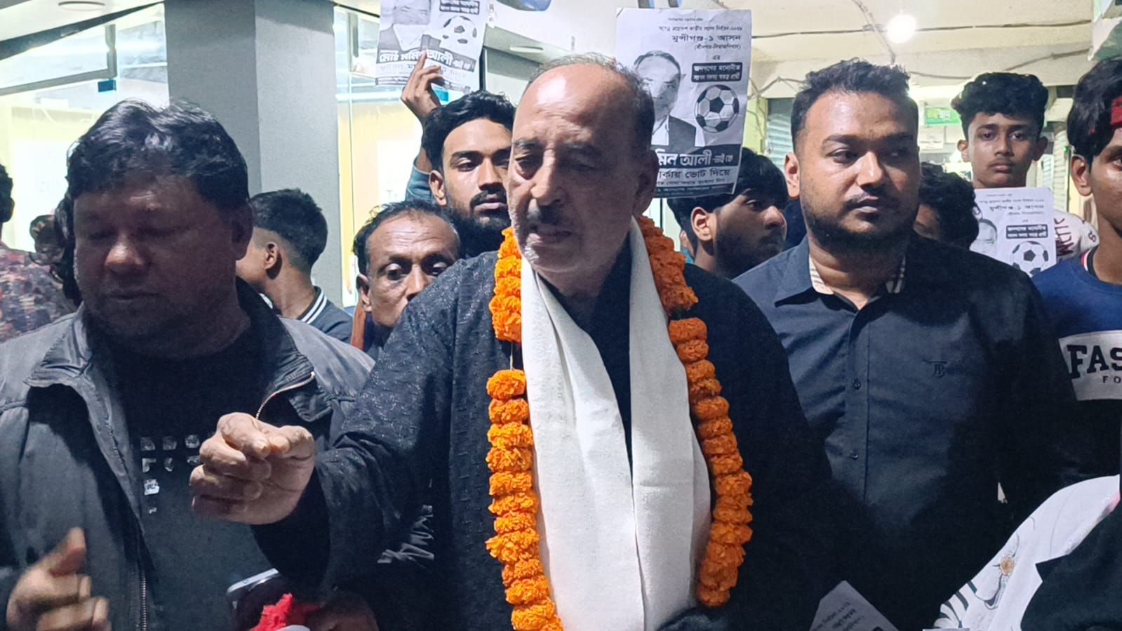 মুন্সীগঞ্জ-১ আসনে স্বতন্ত্র প্রার্থী মমিন আলীর পক্ষে আব্দুল খালেক সিকদারের গণসংযোগ