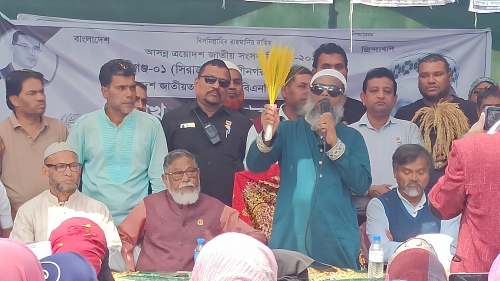 সিরাজদিখানে দিনব্যাপী শেখ মোঃ আব্দুল্লাহর গণসংযোগ