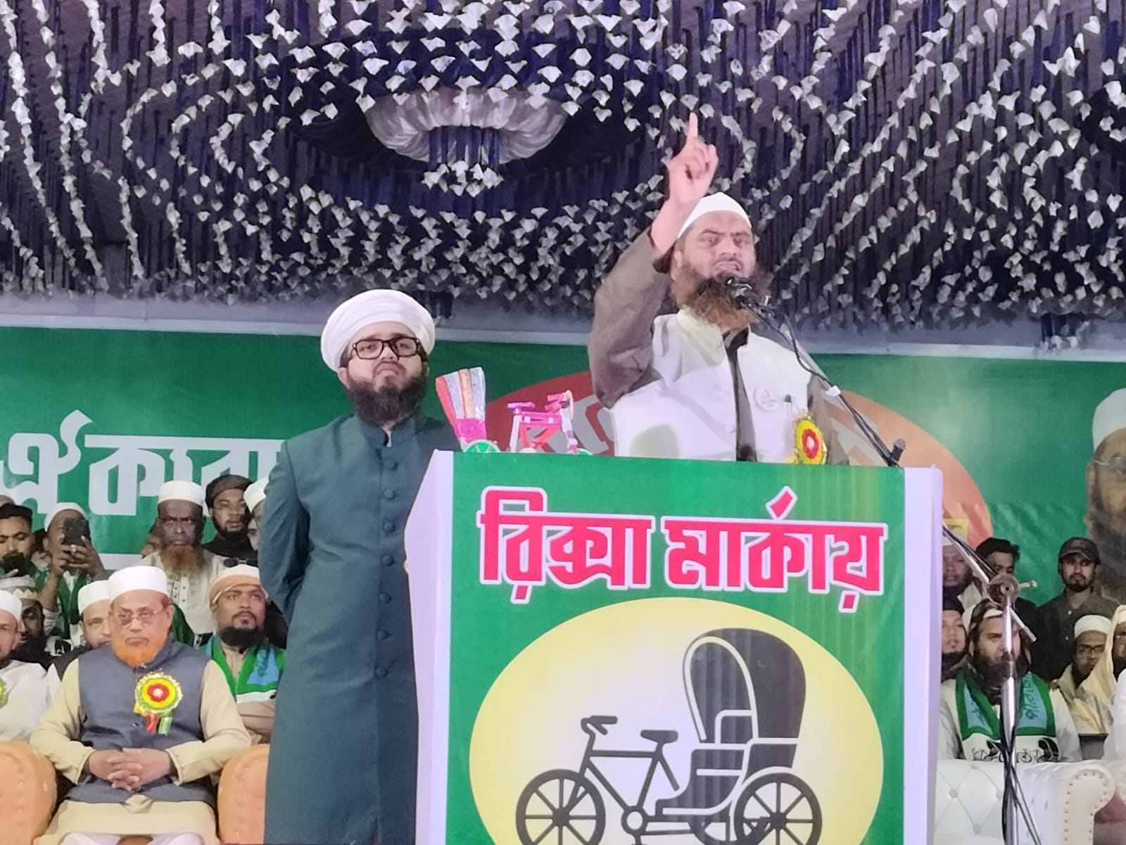 পোস্টাল ব্যালটে পাল্টে গেল ফল: ৩৮৫ ভোটে শিবচরে হানজালার জয়