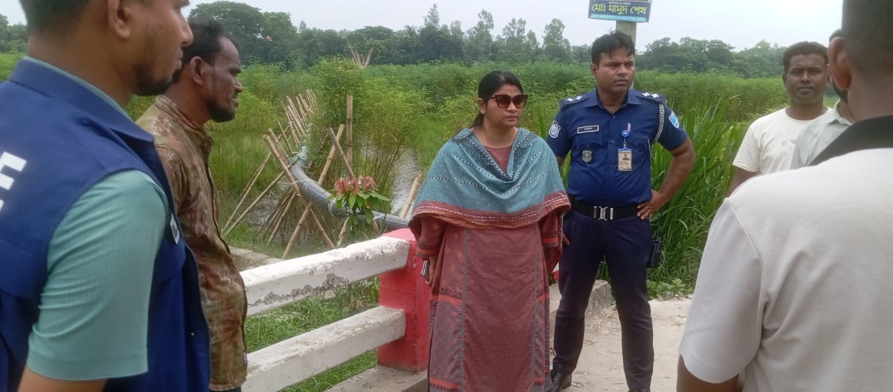 নাটেশ্বরে অবৈধভাবে বালু ভরাটের দায়ে দুইজনকে আটক ও ৬০ হাজার টাকা জরিমানা