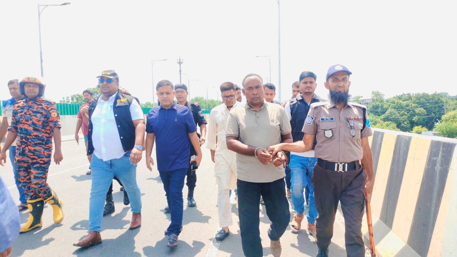 শিবচরে নারী হত্যা মামলার রহস্য উদঘাটন: আসামি গ্রেফতার, শিশুপুত্রকে নদীতে ফেলে হত্যার স্বীকারোক্তি
